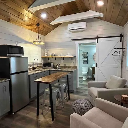Blissful Nook Tiny Home ~ Cozy Retreat W/ Hot Tub; Near Town And Deep Creek Bryson City Exterior photo