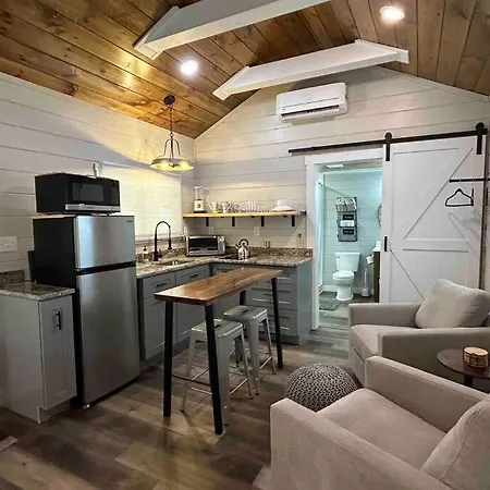 Blissful Nook Tiny Home ~ Cozy Retreat W/ Hot Tub; Near Town And Deep Creek Bryson City Exterior photo